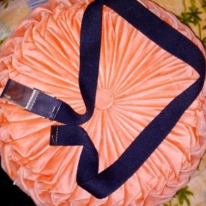 NWOT NIKE adjustable belt